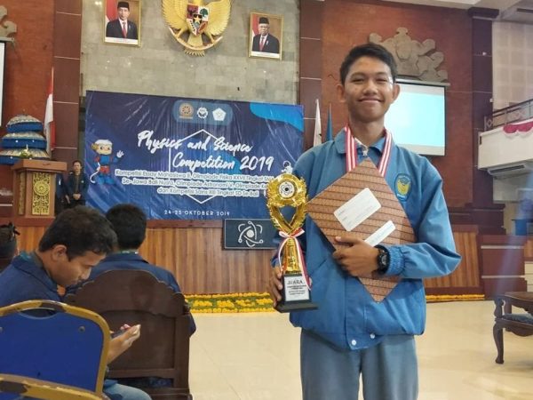 Peringkat 2 Kejuaraan Bulu Tangkis Provinsi